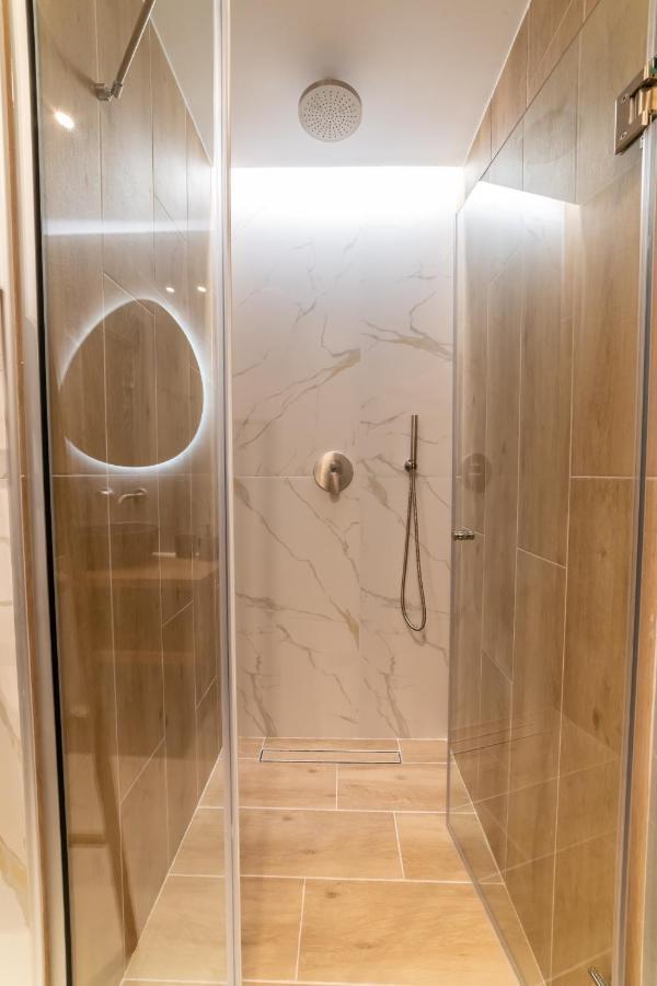 Anesis Deluxe Apartments بارغا المظهر الخارجي الصورة