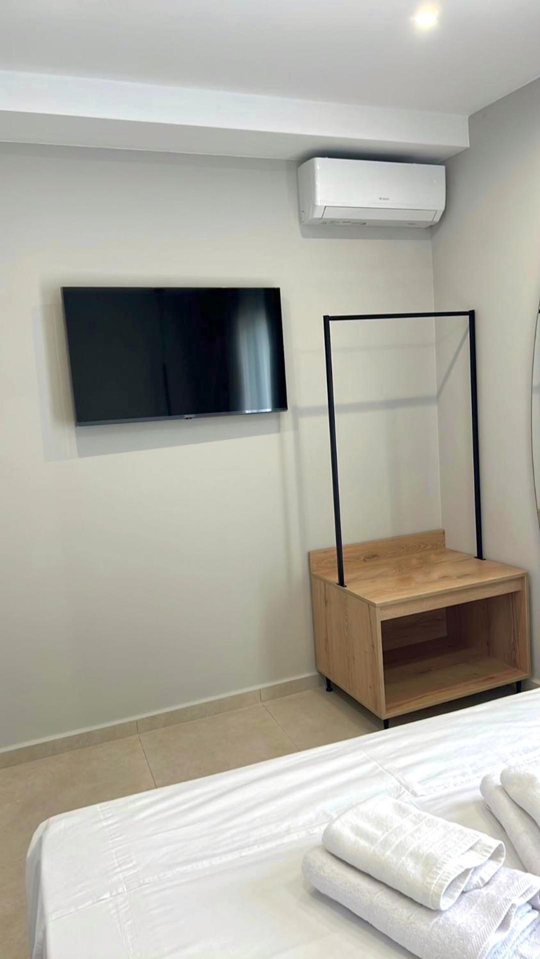 Anesis Deluxe Apartments بارغا المظهر الخارجي الصورة