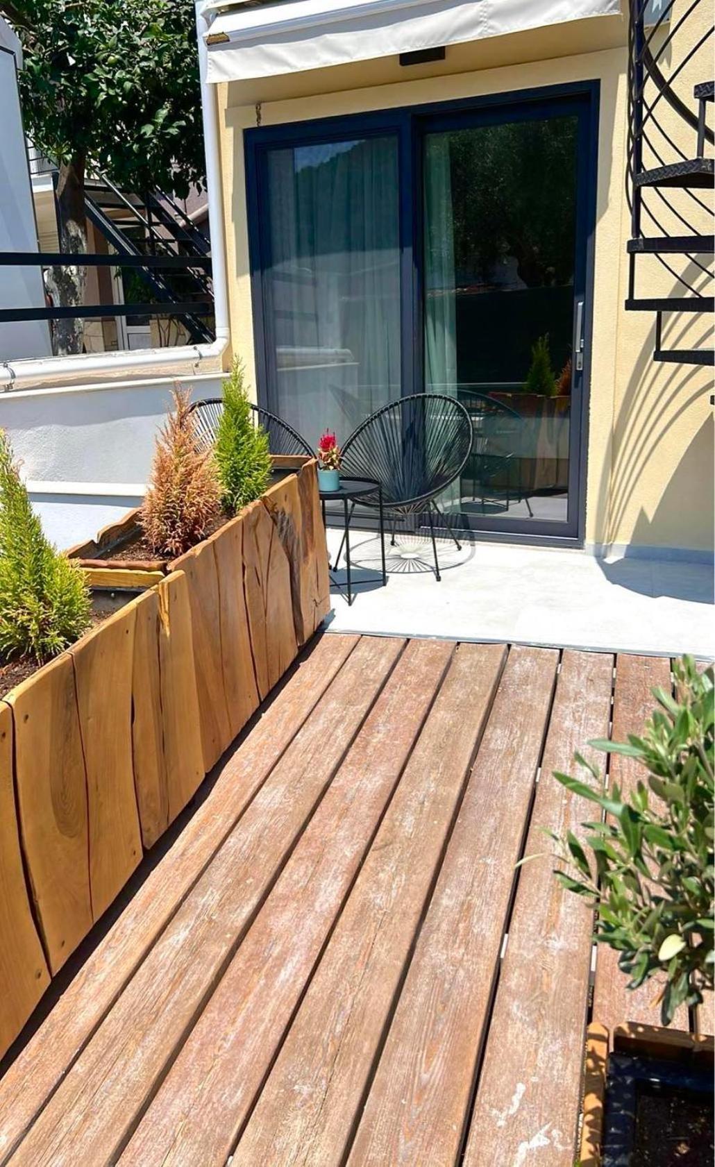 Anesis Deluxe Apartments بارغا المظهر الخارجي الصورة
